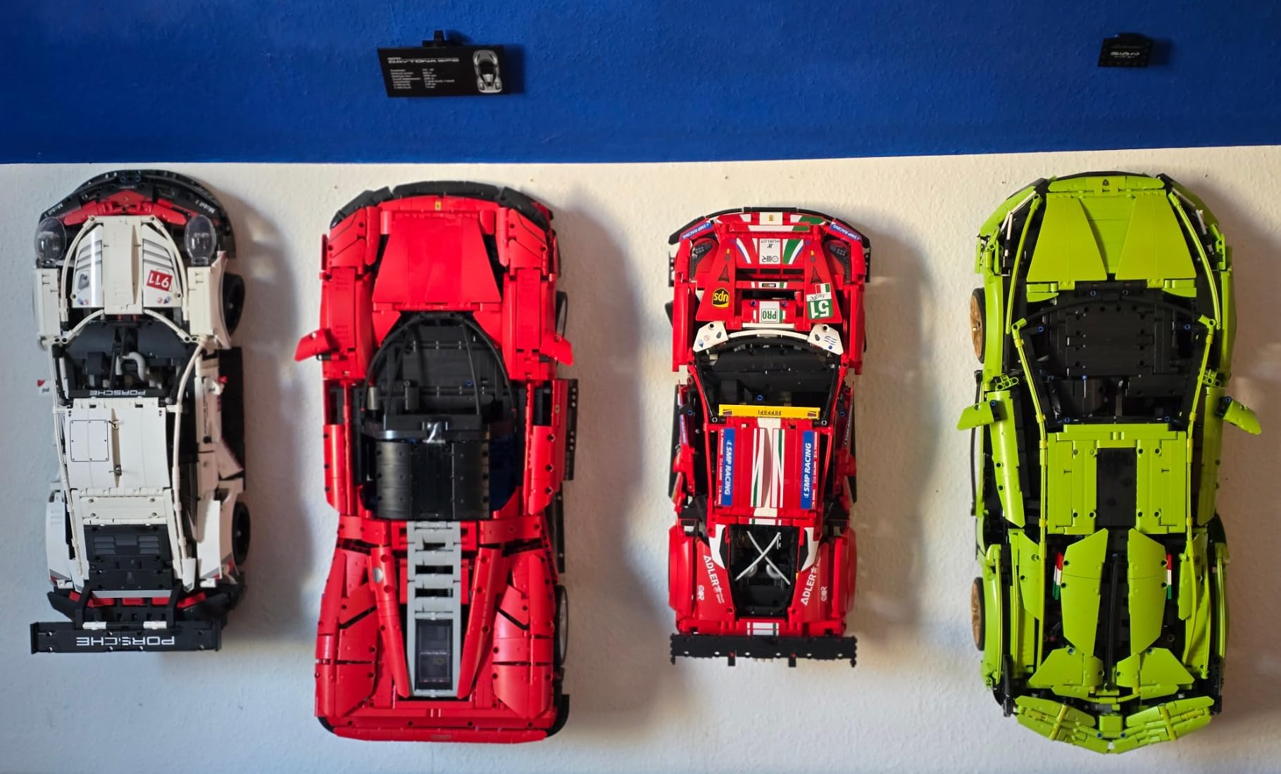 Wall Mount for Lego Ferrari Daytona SP3 42143 – Brickify